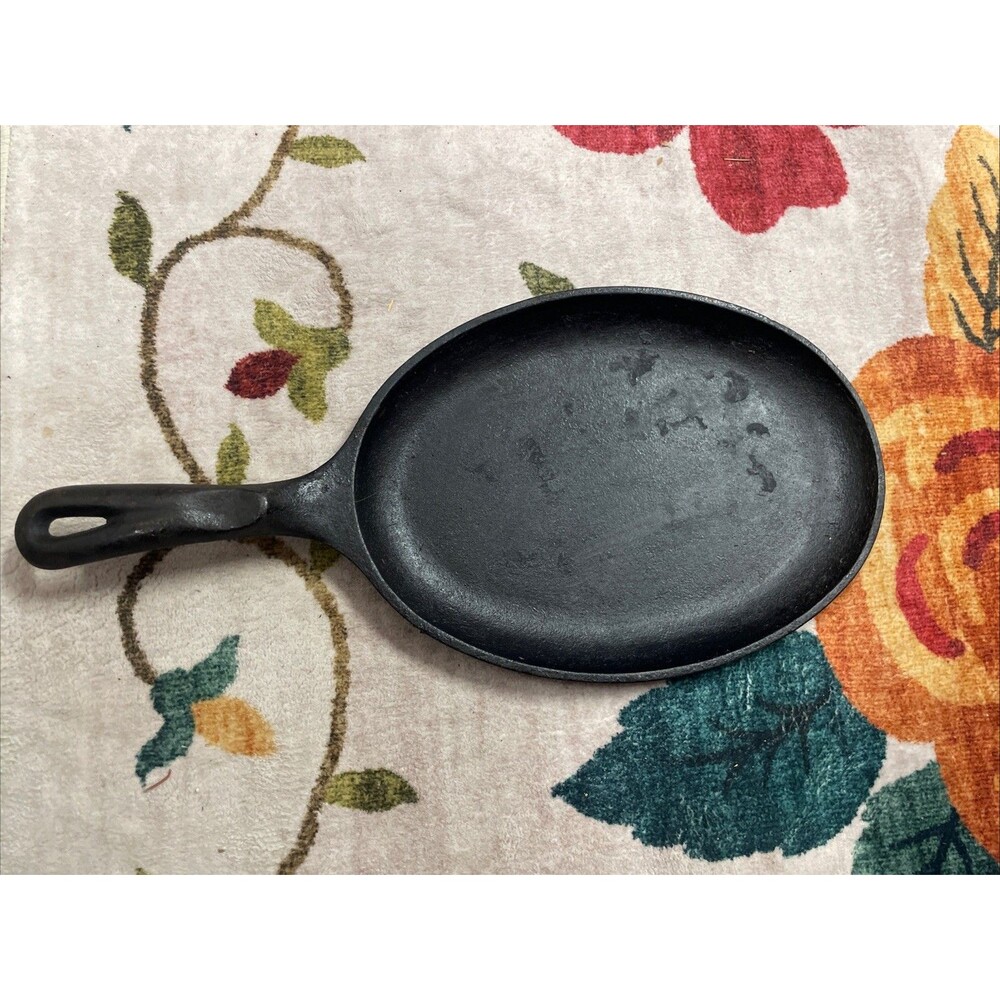 Vintage Cast Iron Oval Skillet Sizzle Server Pan Good Cond USA Made